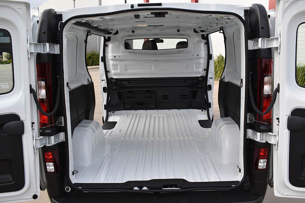 The cargo bay offers 5.2 cubic metres of load volume.